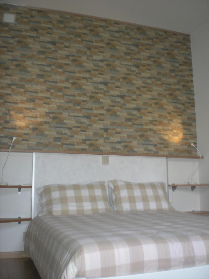 Albergo Ristorante Ragno D'Oro 皮亚恩卡斯塔尼亚伊奥 外观 照片